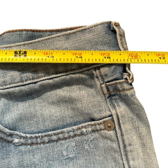 Madewell High-Rise Denim Shorts | Size 27
L - Picture 3 of 5